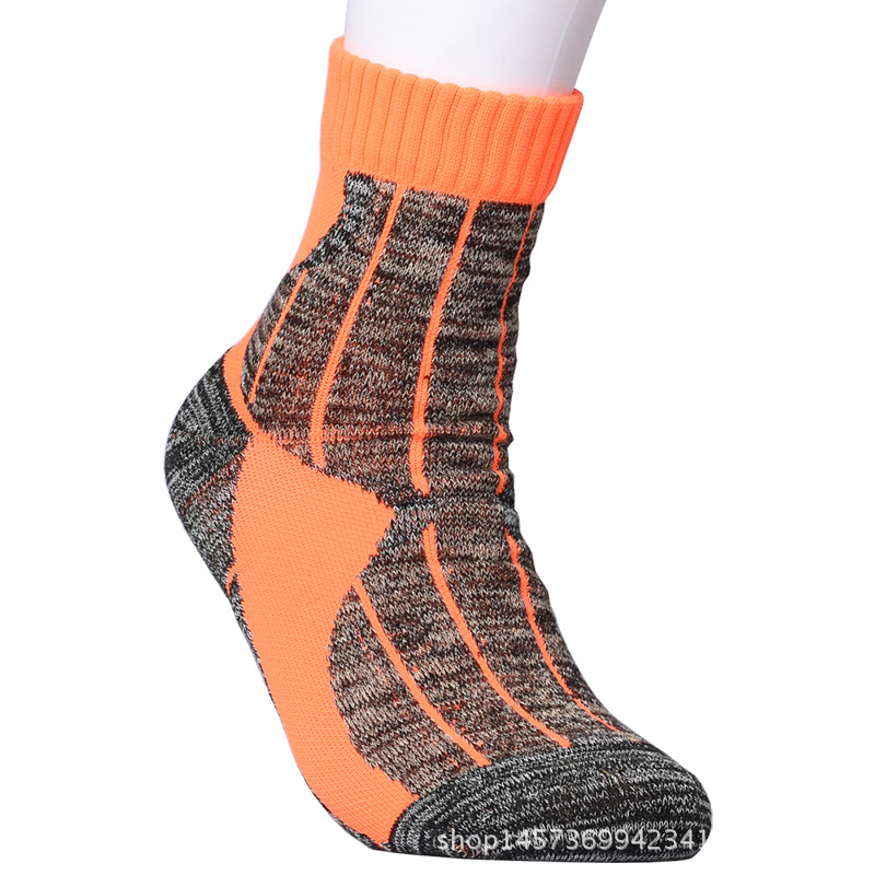 Outdoor Trainer Socks Towel Bottom Anti Slip Compression Ankle Socks for Men Women Wholesale